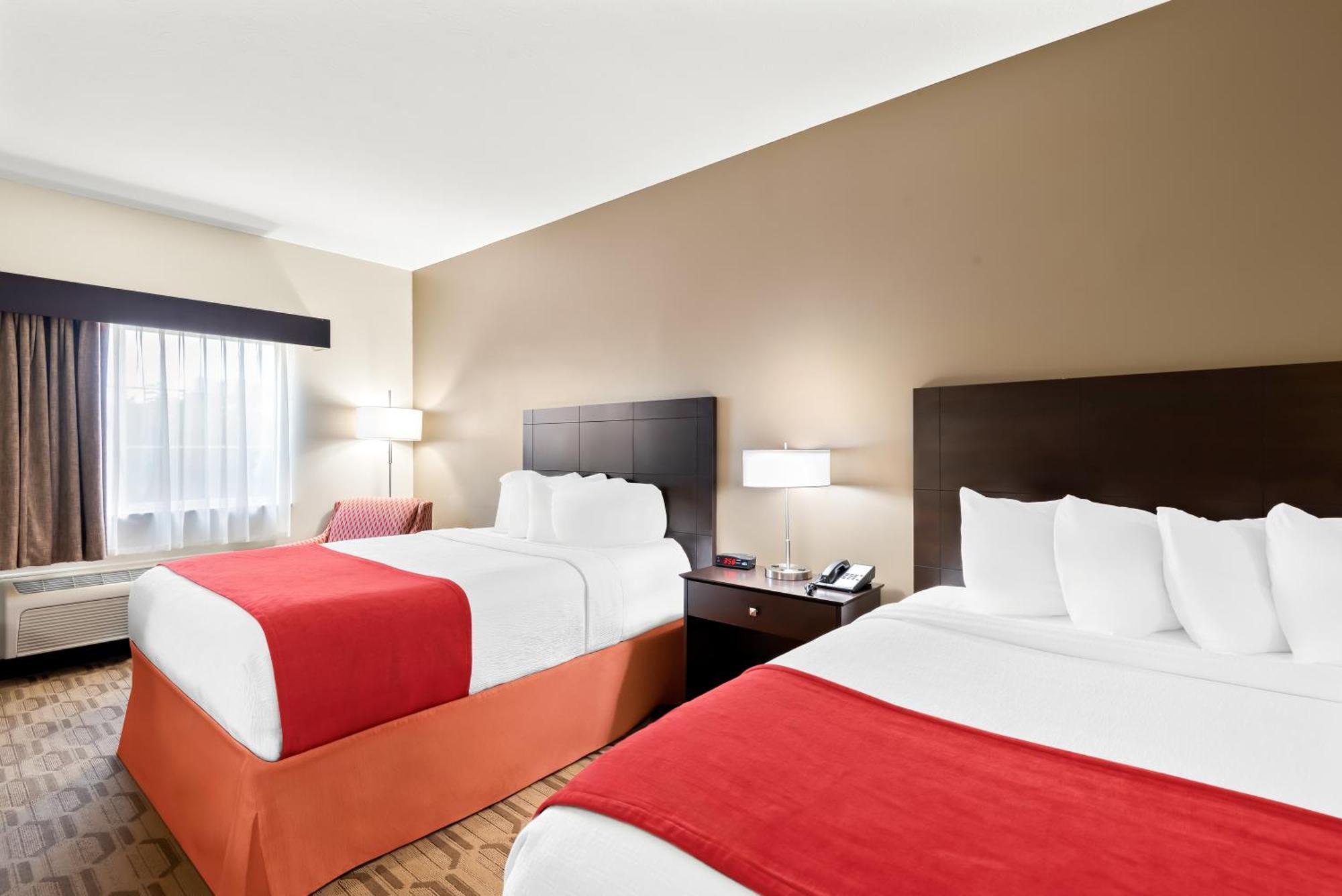 Best Western Inn&suites Hotel 3*